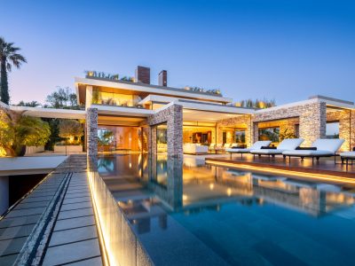 Stunning Villa for Sale with Sea Views in Nueva Andalucia, Marbella